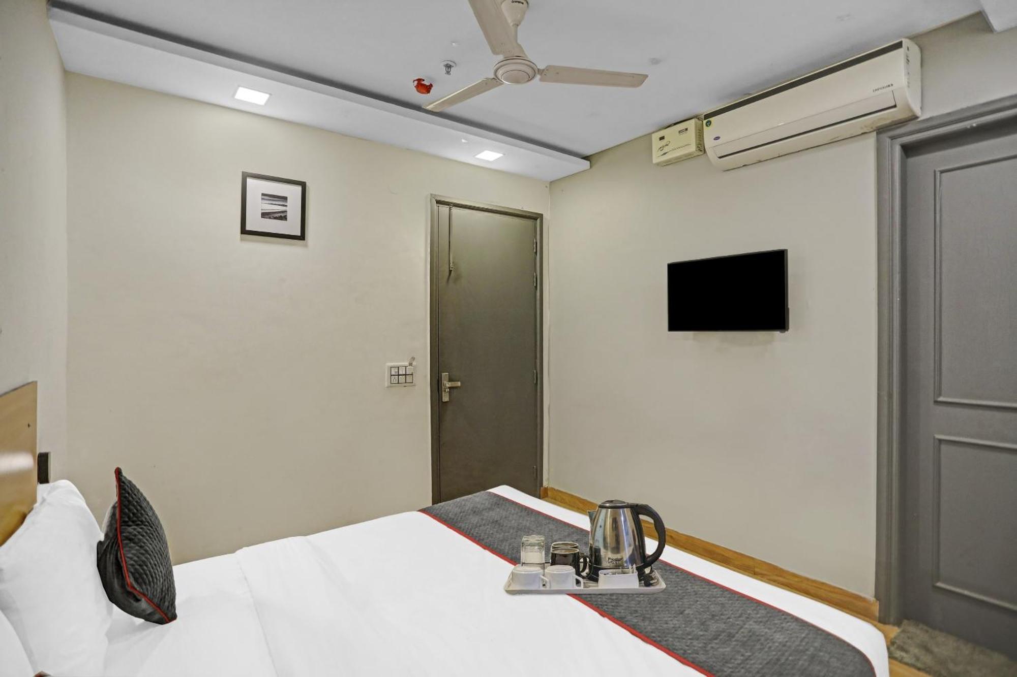 Super Townhouse Mannat Rohini 16 Hotel Delhi  Exterior foto