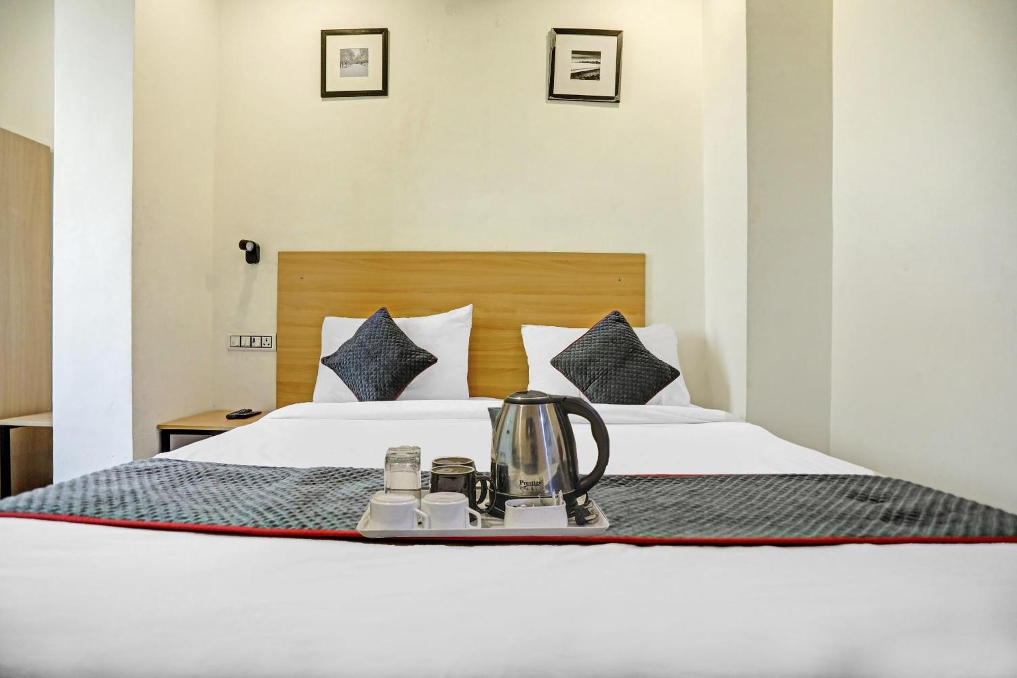 Super Townhouse Mannat Rohini 16 Hotel Delhi  Exterior foto