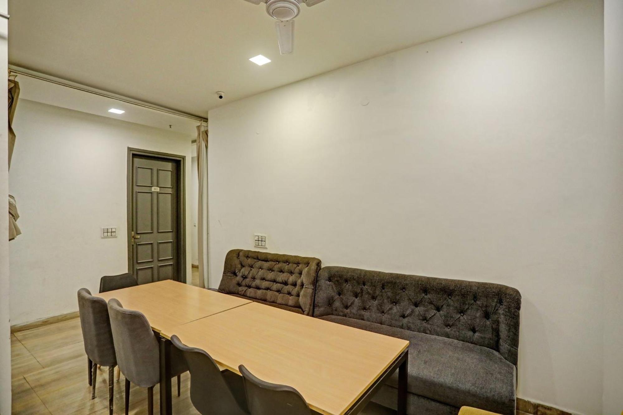 Super Townhouse Mannat Rohini 16 Hotel Delhi  Exterior foto