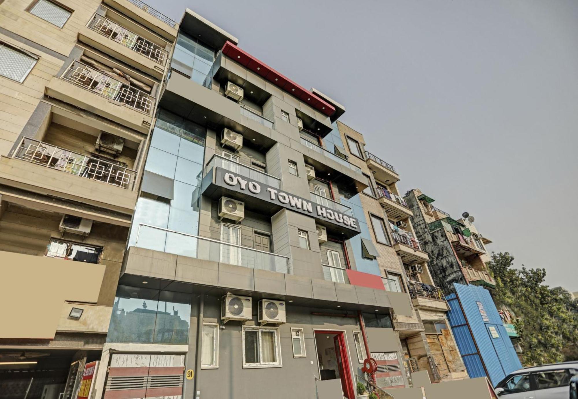 Super Townhouse Mannat Rohini 16 Hotel Delhi  Exterior foto